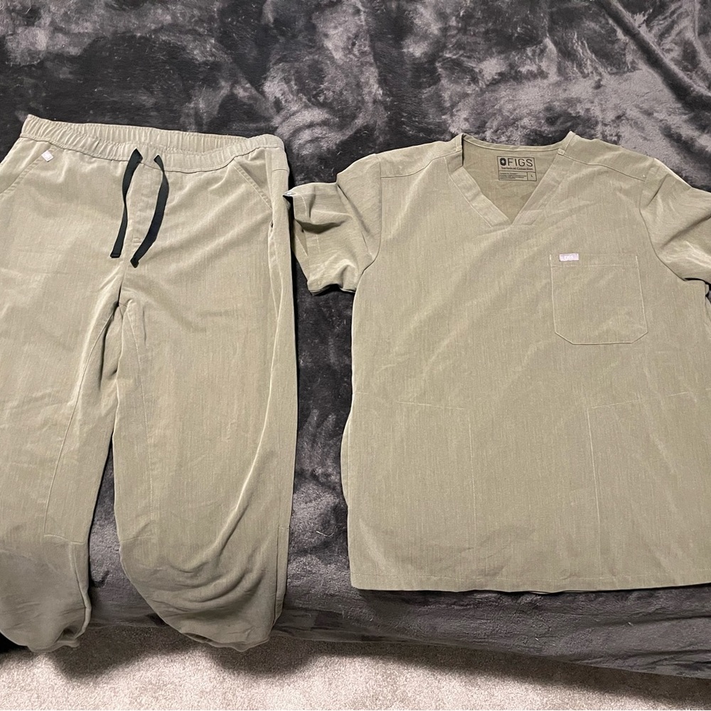 Men’s Figs Scrub Set Size Large